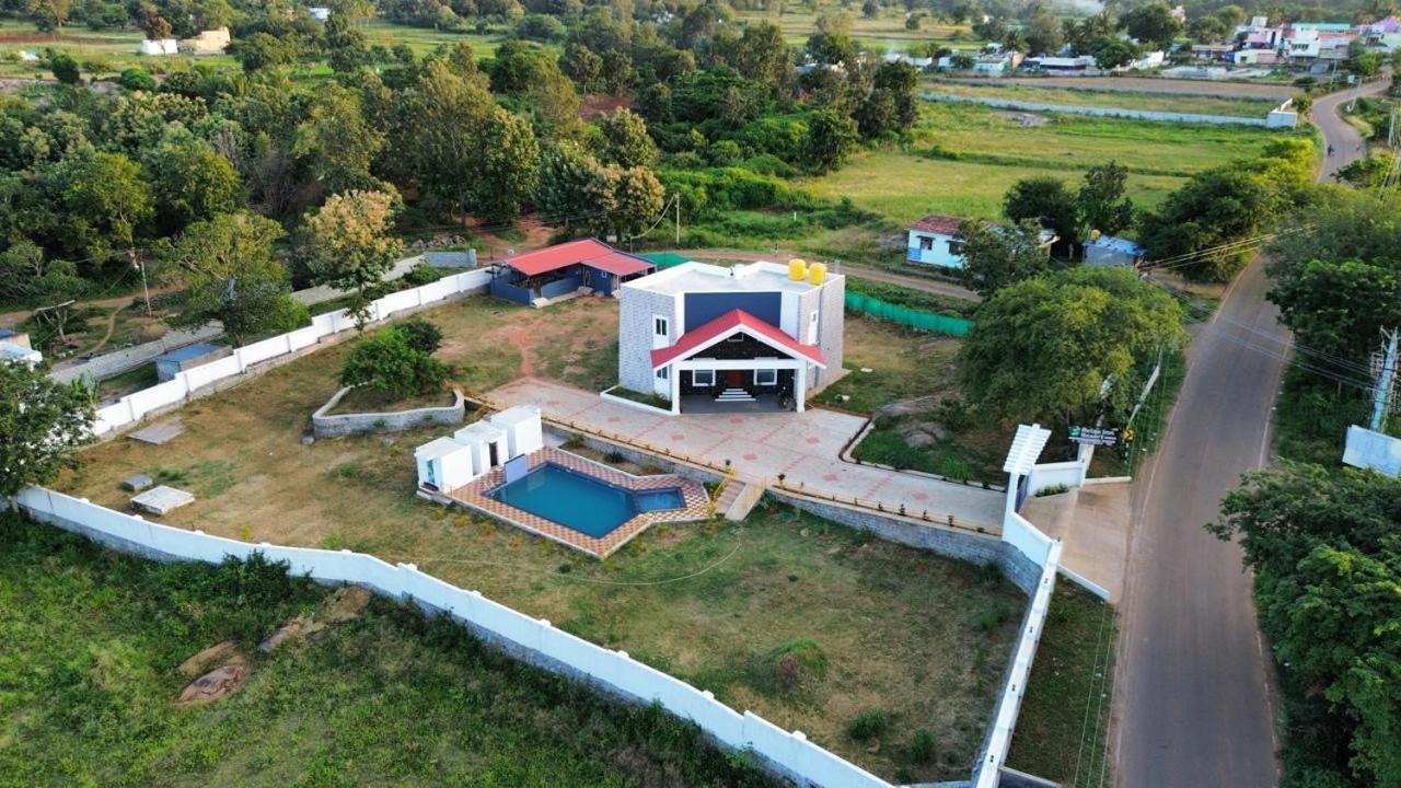 Relax Inn Resort 耶拉吉里 外观 照片