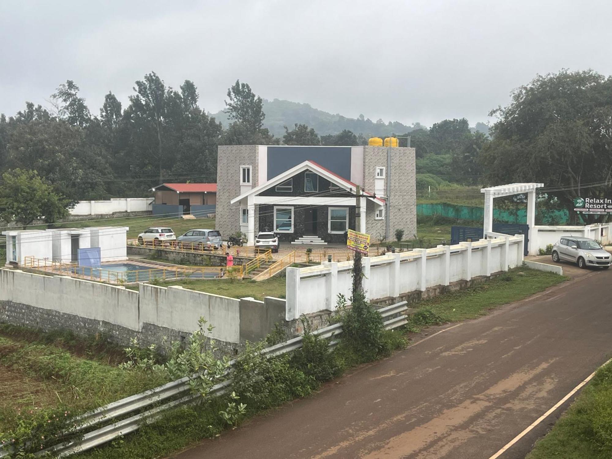 Relax Inn Resort 耶拉吉里 外观 照片